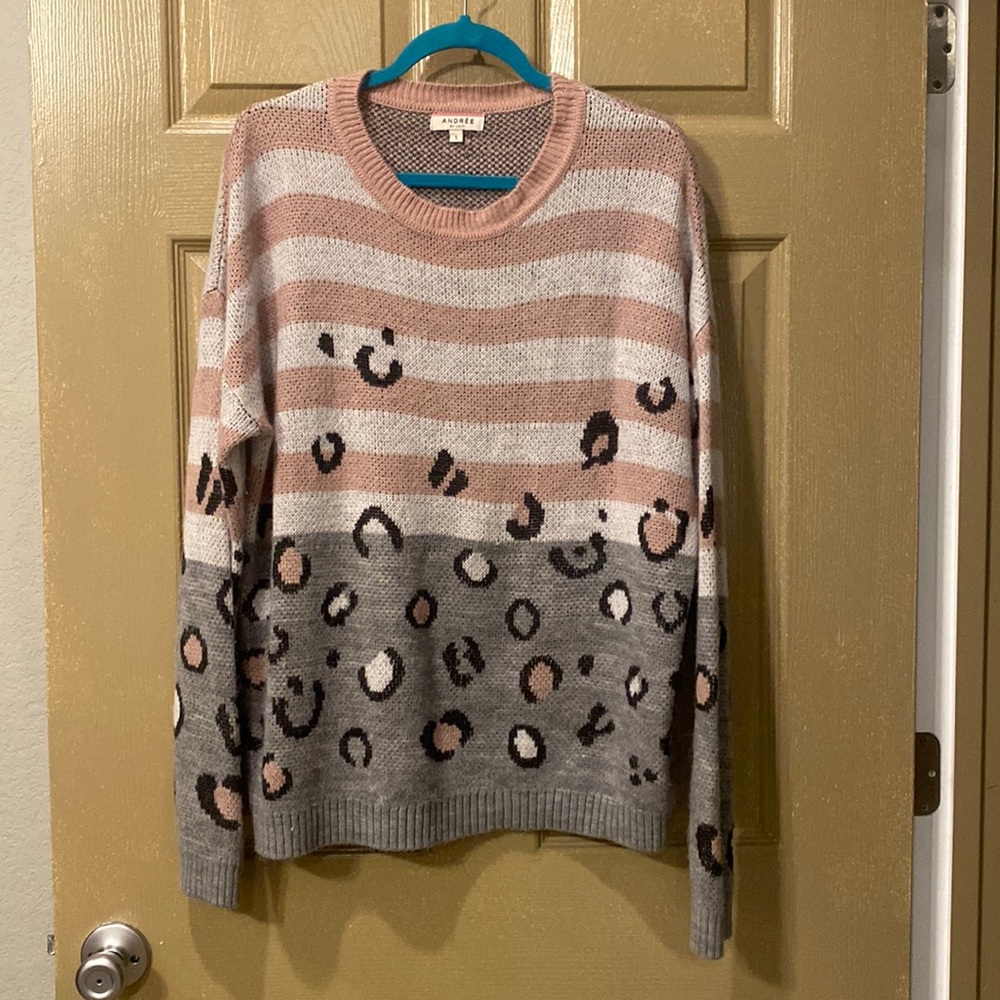 ANDREE Cheetah Sweater